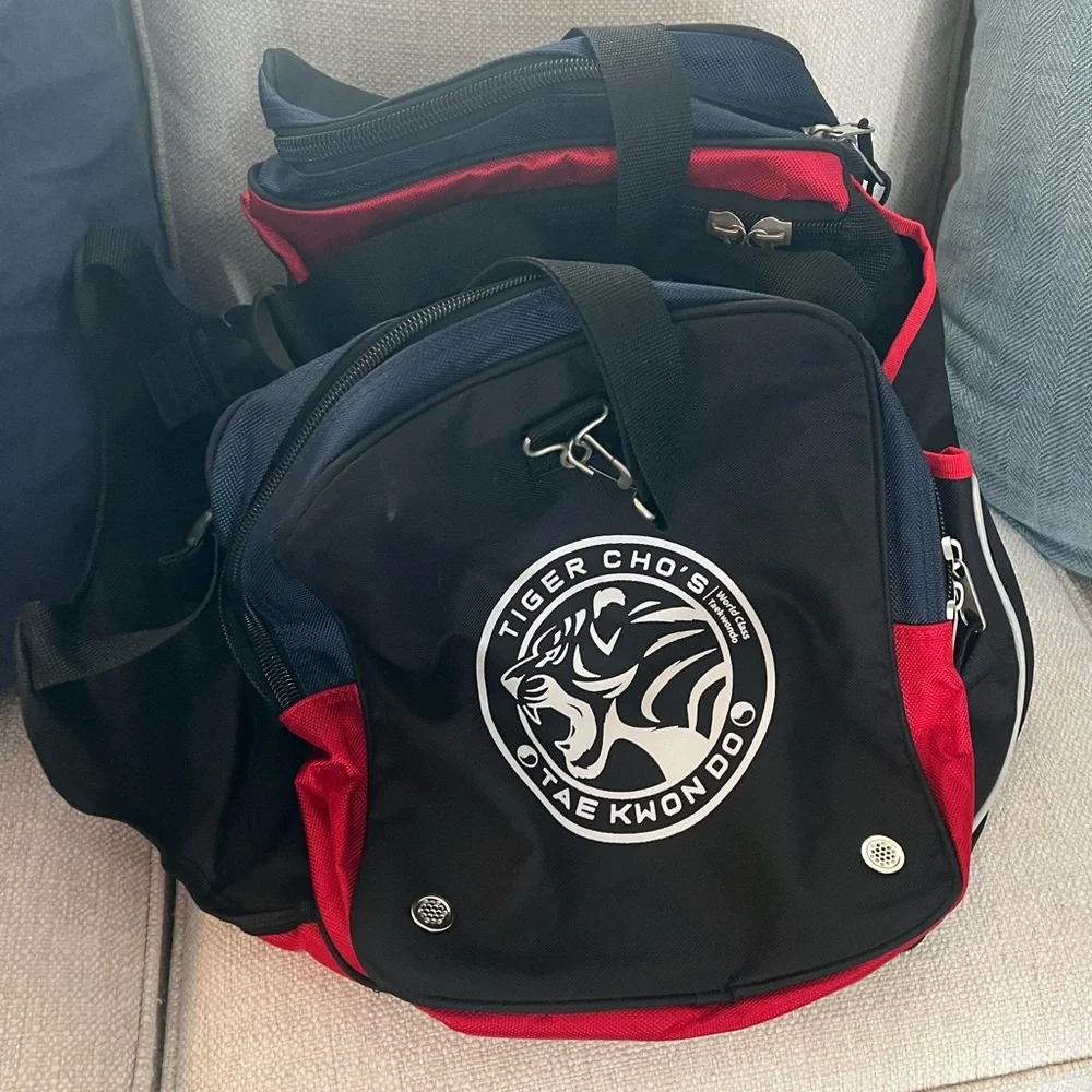 Tusah Equipment Pro Bag Taekwondo Kitbag Kickboxing Holdall Karate Gear Bag